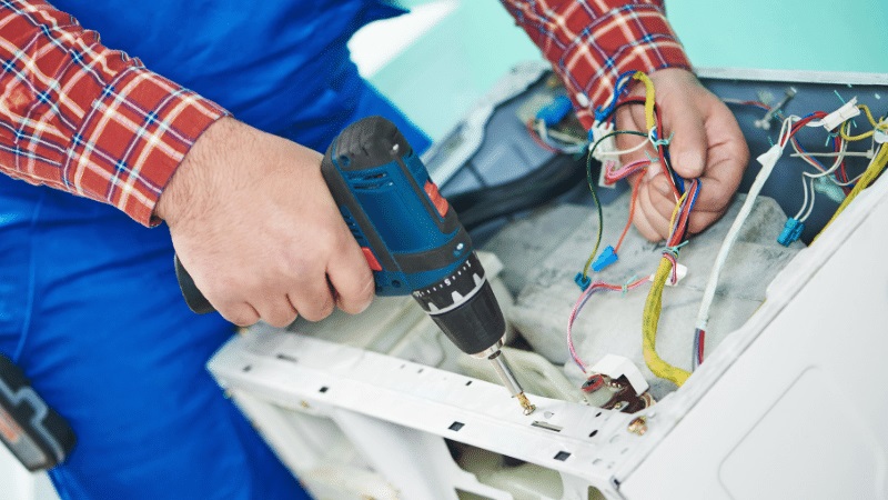 Kemalpaşa Demirdöküm Demirdöküm çamaşır makinesi kart tamiri – Su almama arızası orijinal parça ile giderildi. - Teknik servis örneği